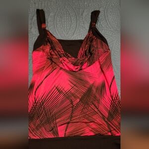 Studio Y Pink and Black Palm-Print Cowl Neck Tank